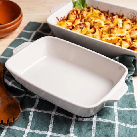 Medium Stoneware Casserole Dish, 11 x 7.5 Inch