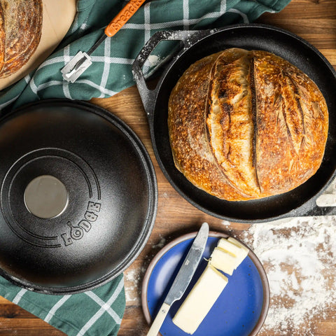 Chef Collection™ Seasoned Cast Iron Bread Oven